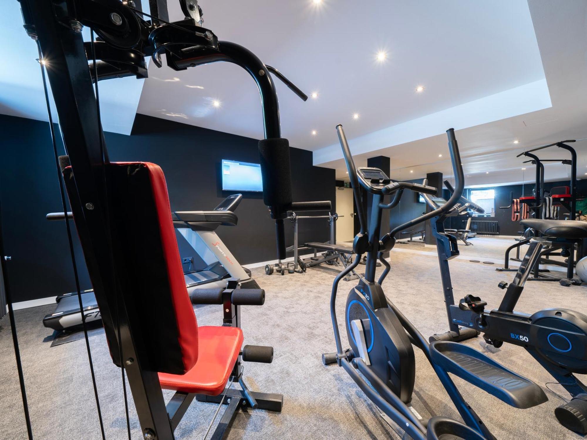 Juststay Ratingen Hotel & Apartments Bagian luar foto
