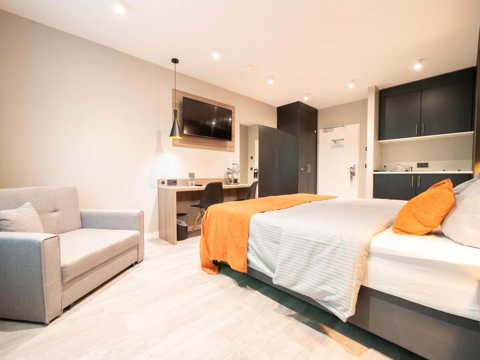 Juststay Ratingen Hotel & Apartments Bagian luar foto