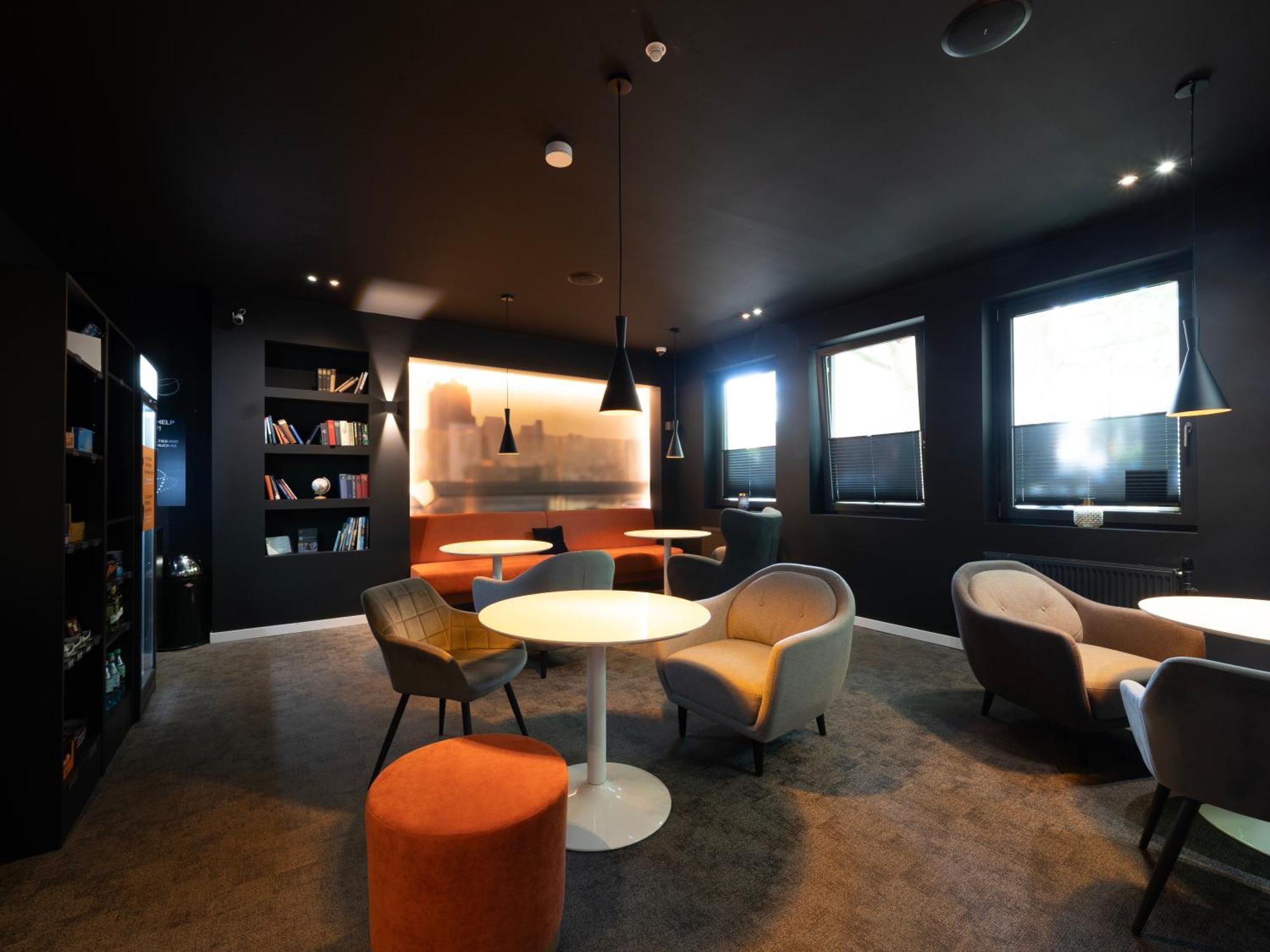 Juststay Ratingen Hotel & Apartments Bagian luar foto