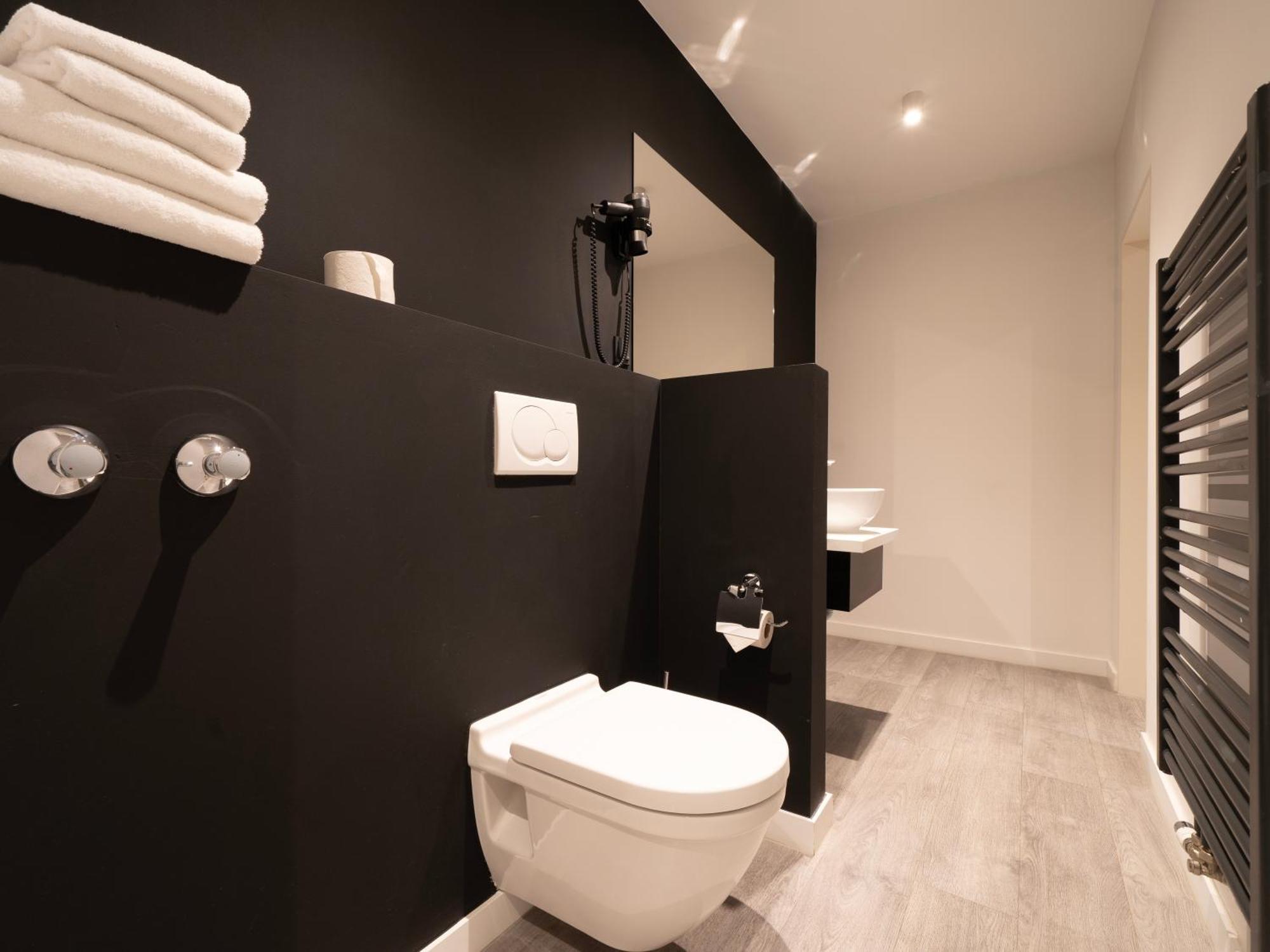 Juststay Ratingen Hotel & Apartments Bagian luar foto