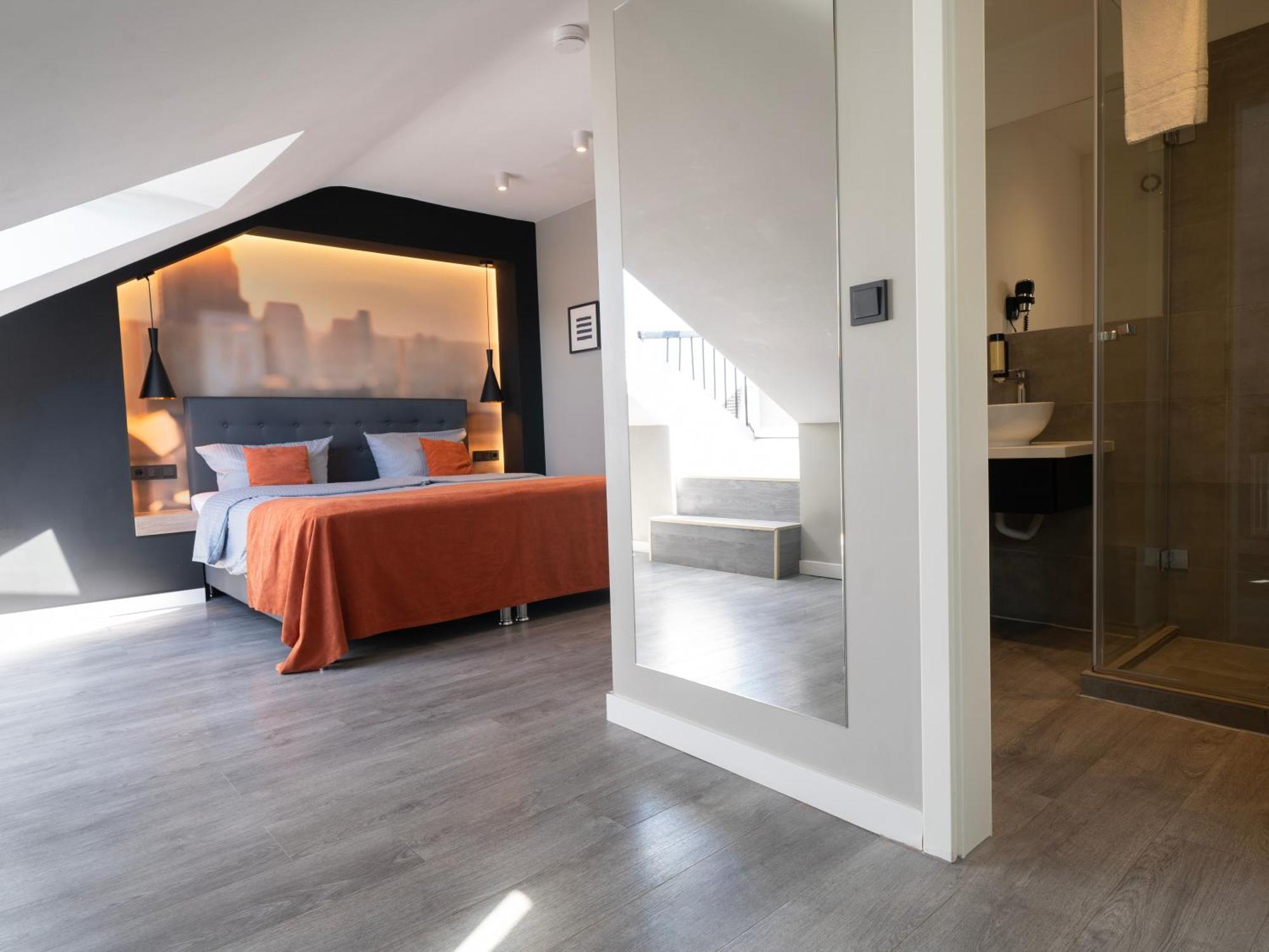 Juststay Ratingen Hotel & Apartments Bagian luar foto